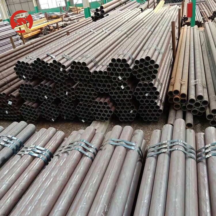 Hot rolled carbon steel pipes 