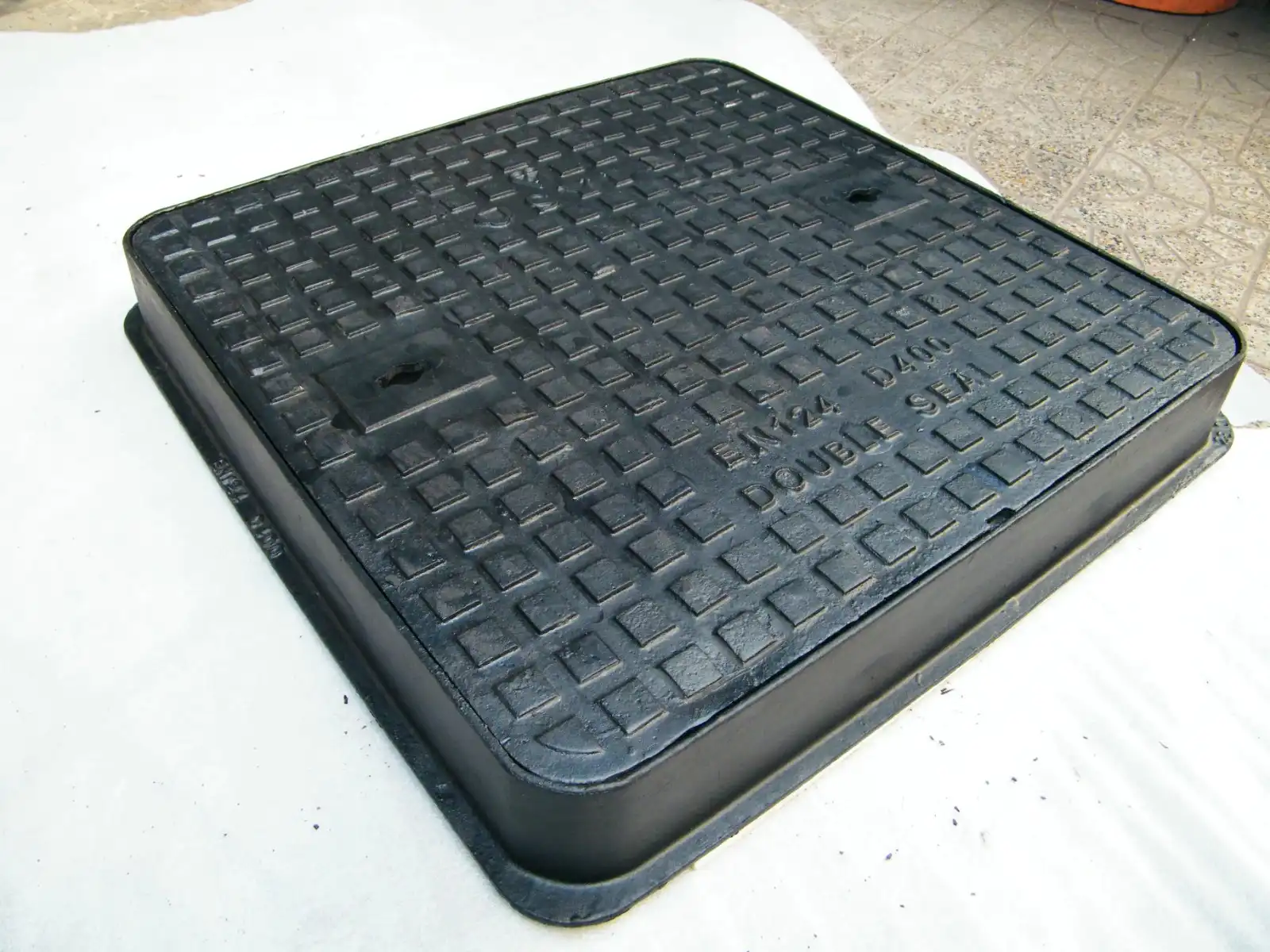 City Ductile Iron Storm Drain Manhole Cover.jpg