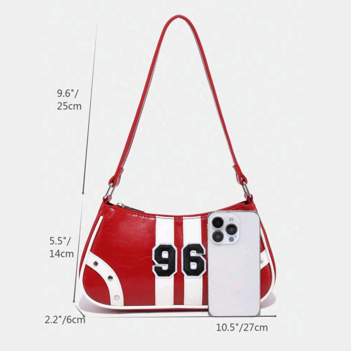 Wholesale a large quantity of PU fashionable handbags