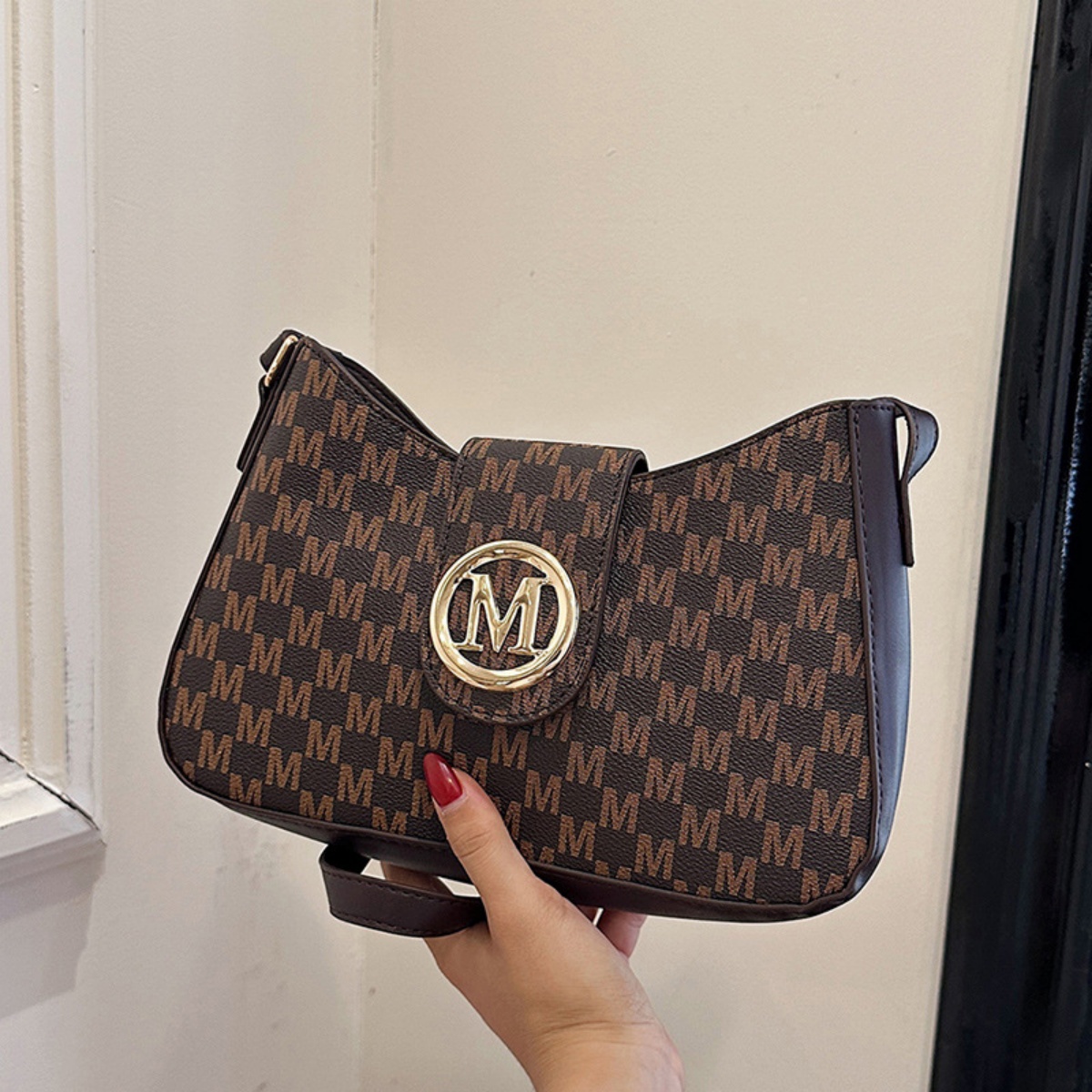 Wholesale of single-shoulder crossbody handbags made of PU material