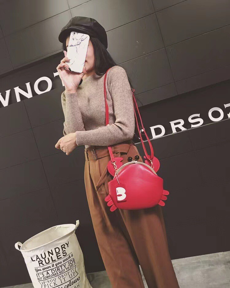 Wholesale custom cute crossbody bag, crab bag, cross-border best-selling bag for you