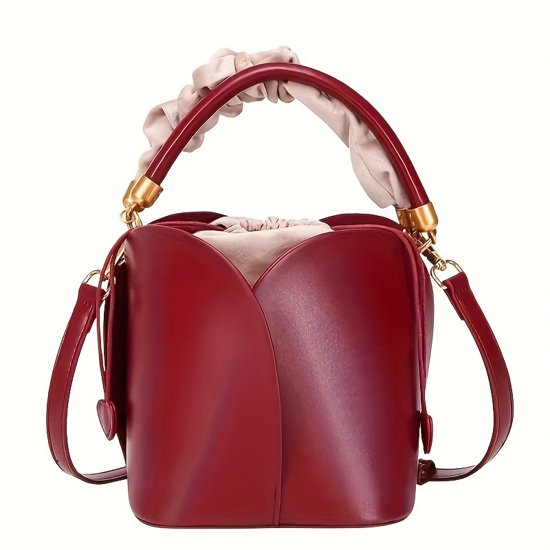 Wholesale of handbags made of PU material