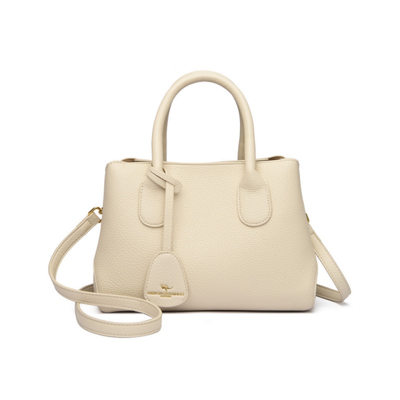 Wholesale of handbags made of PU material