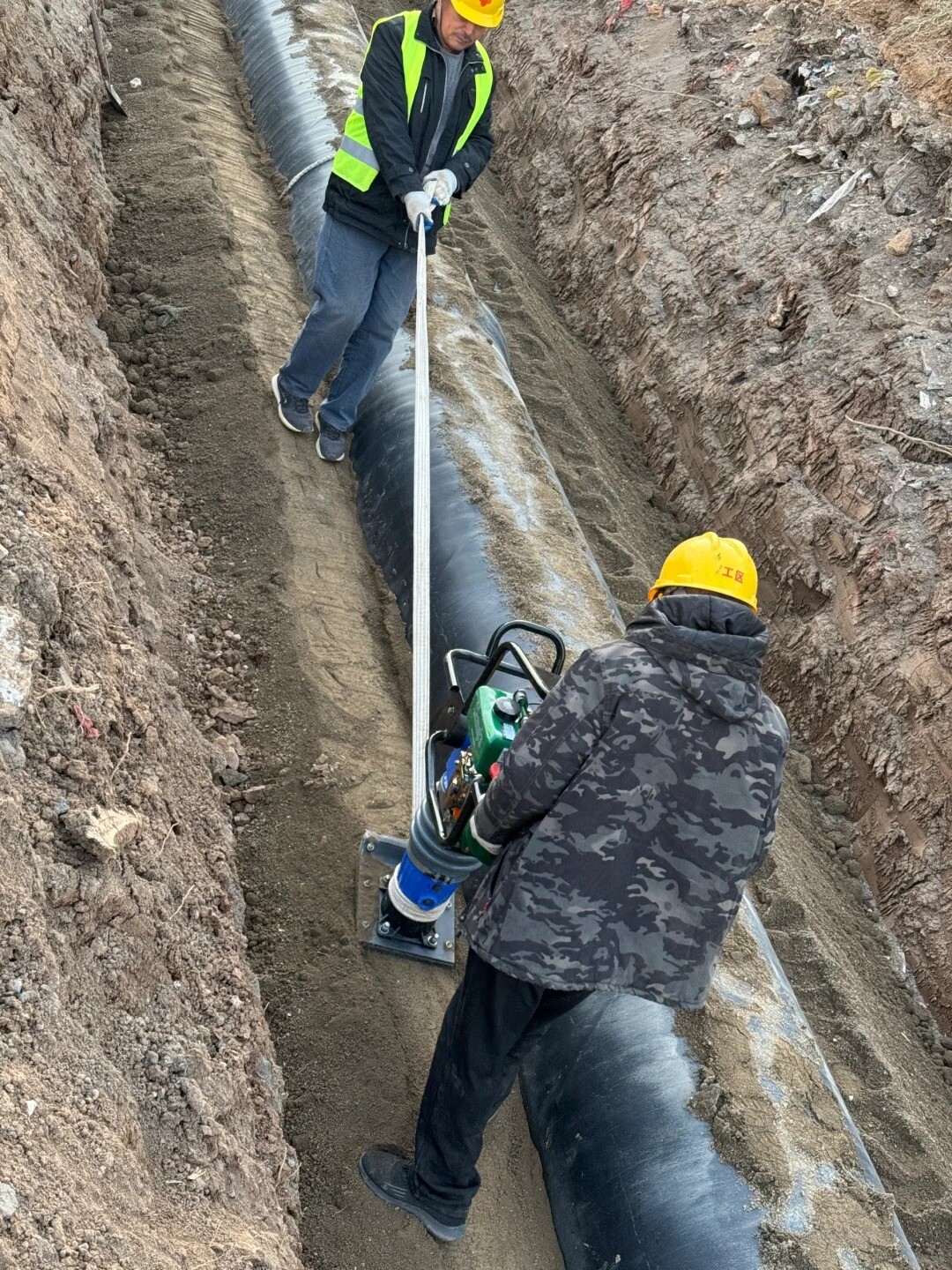 Pipeline construction.jpg