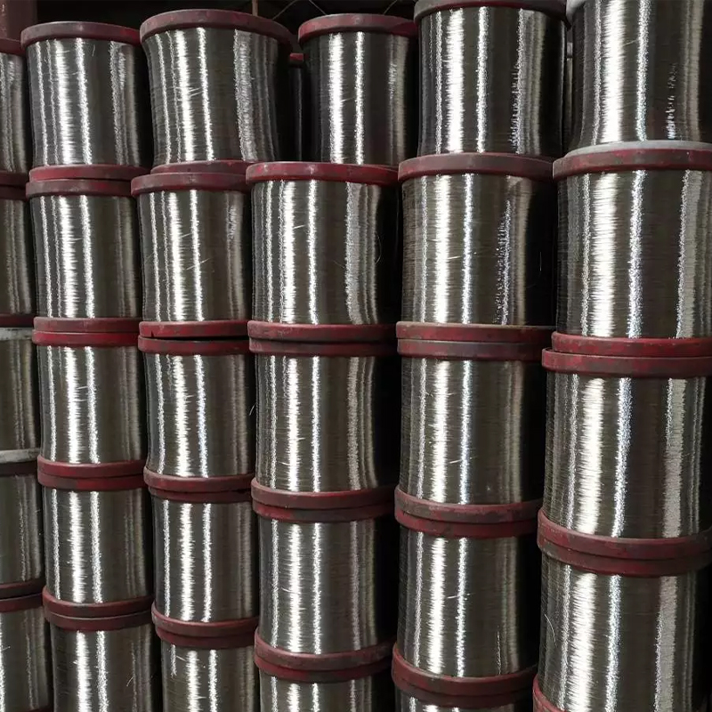Stainless steel hydrogen-treated wire