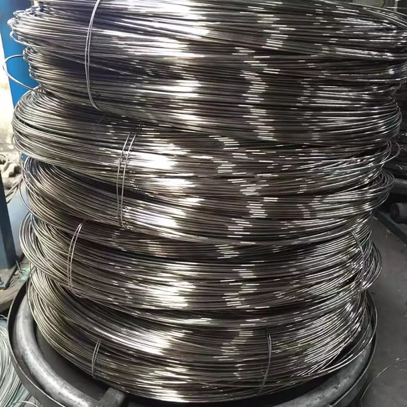 Stainless steel hydrogen-treated wire