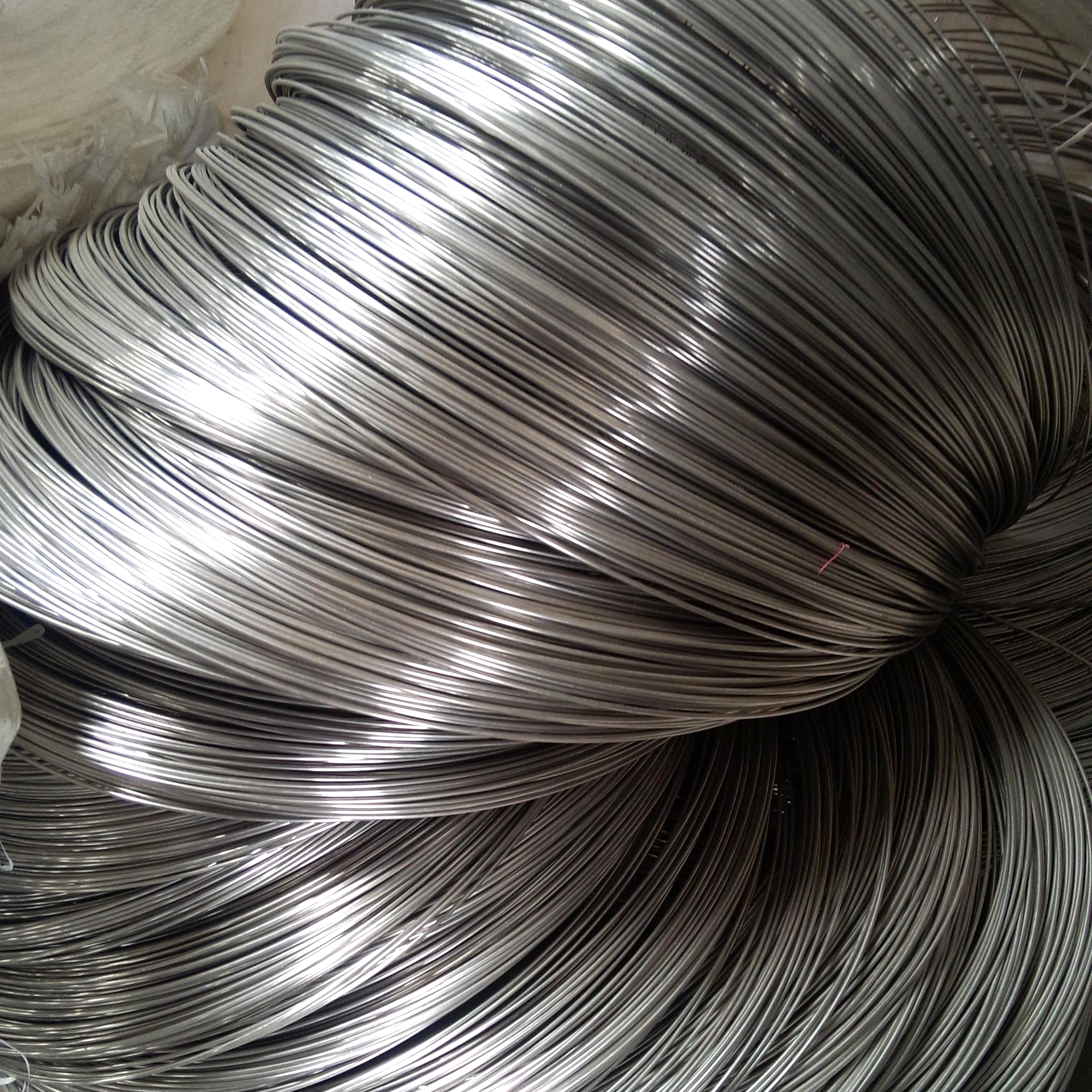 Stainless steel bright wire
