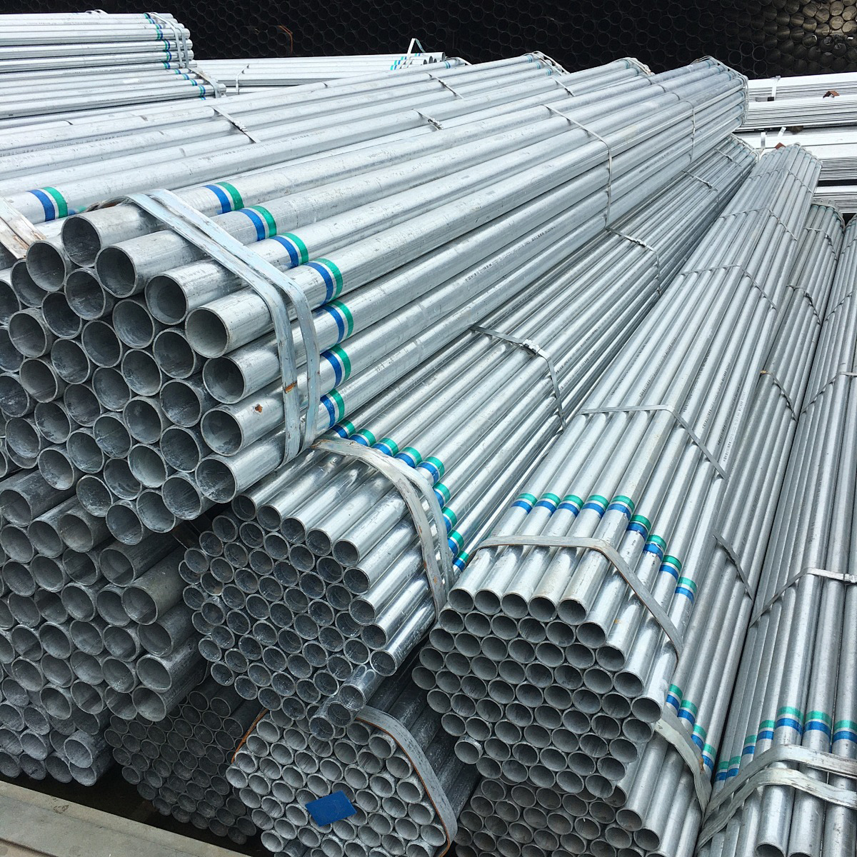 DC52D+Z Galvanized Pipe
