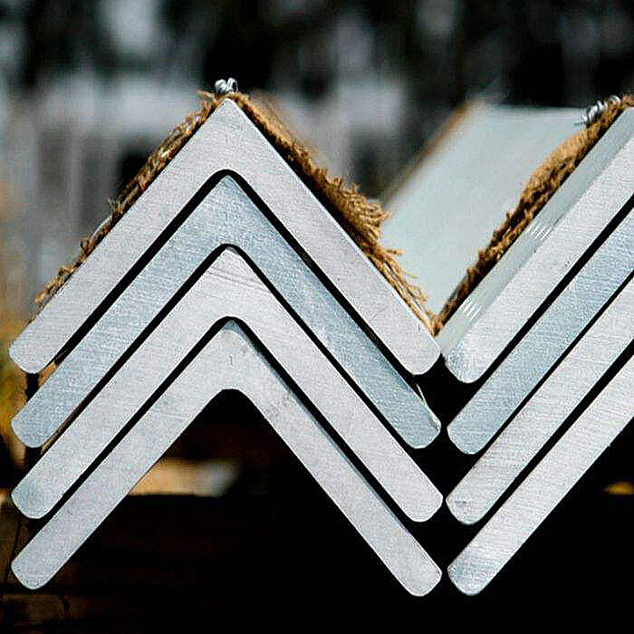 Q235 Carbon Equal Steel Angle Bar