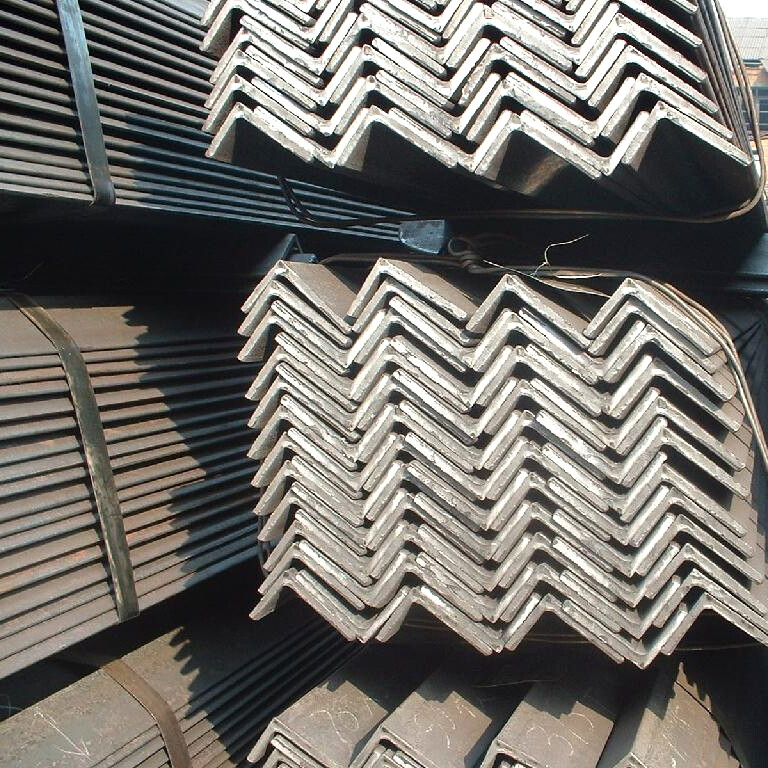 Q235 Carbon Unequal Steel Angle Bar