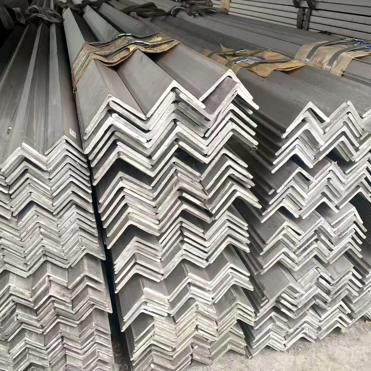200 Series Stainless Steel Angle