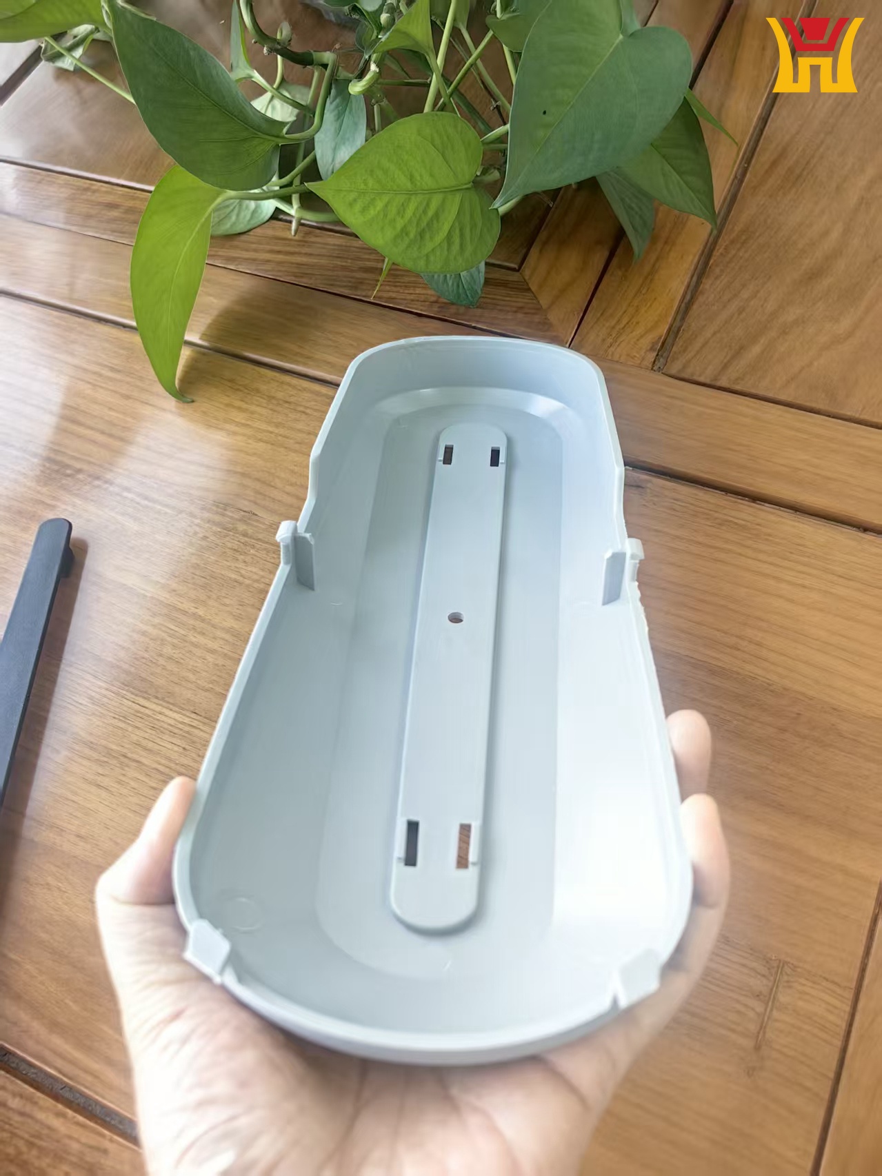 ZIBO HUIWEN Custom injection plastic base parts