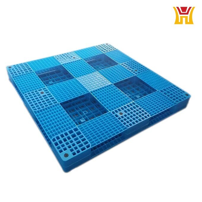 Plastic Pallet From 4Way 3 Skids Vented Pallets