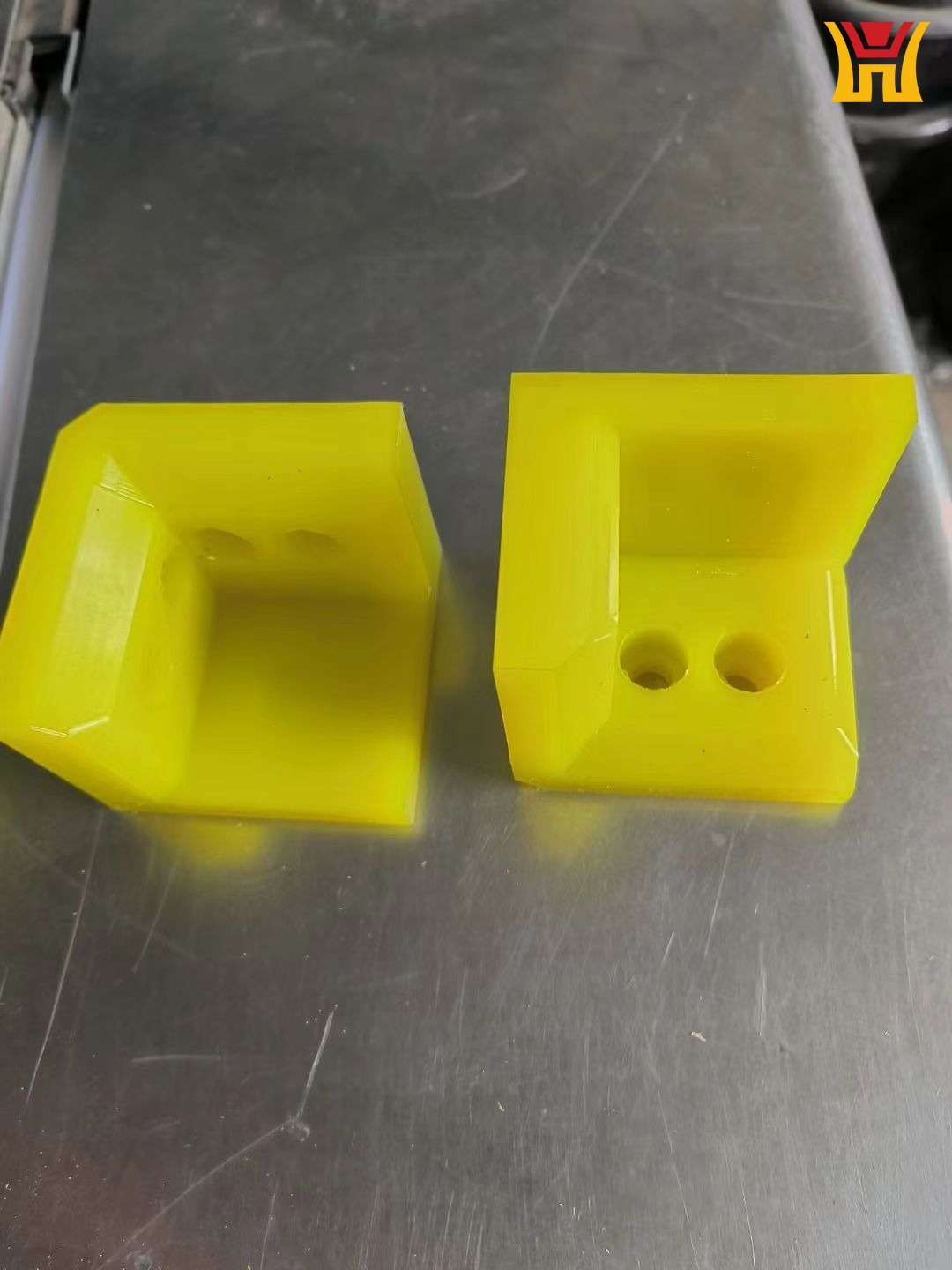 Custom ABS Plastic Injection Molding Parts | Multi-Cavity
