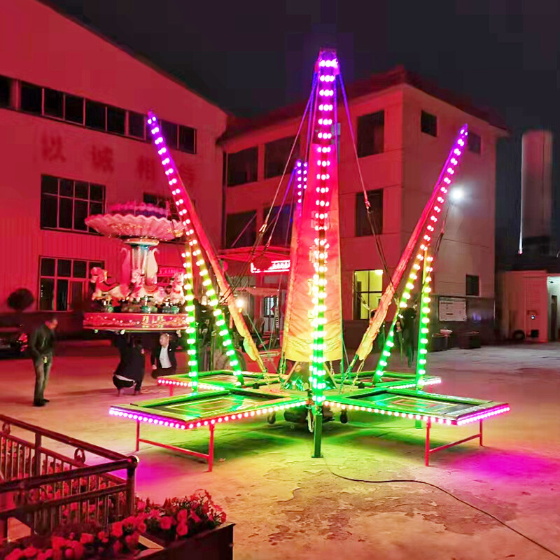 Four-person color lantern bungee jumping