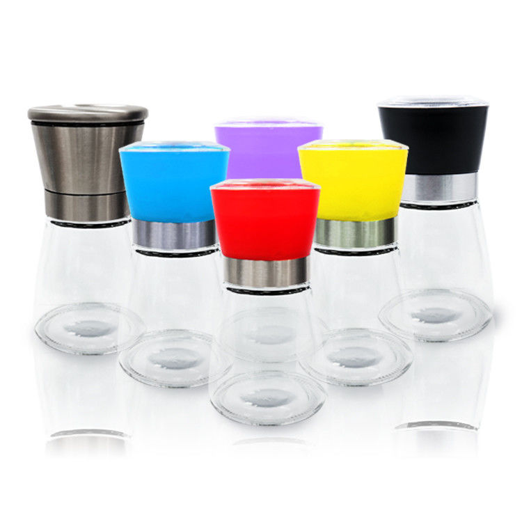 Top Quality 2Oz 4Oz Condiments Pepper ShakerRound 4Oz Spice Glass Jar With Metal Lid