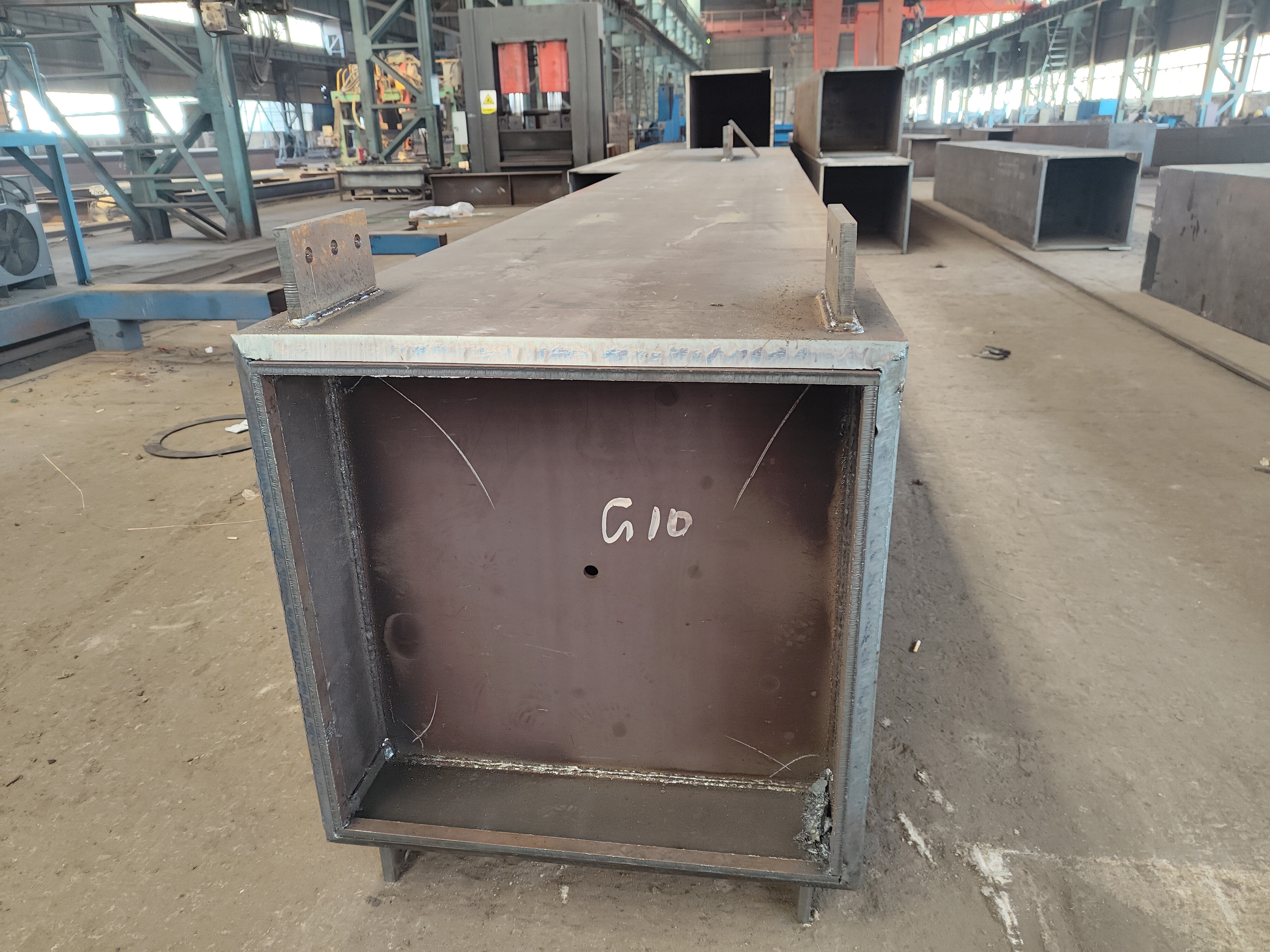 Box column, cross column