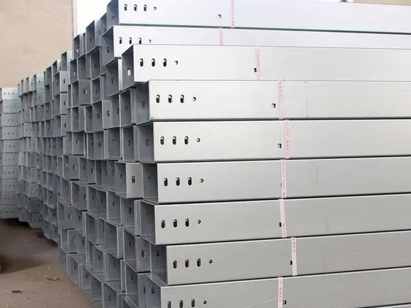 Hot Dip Galvanised Trunking