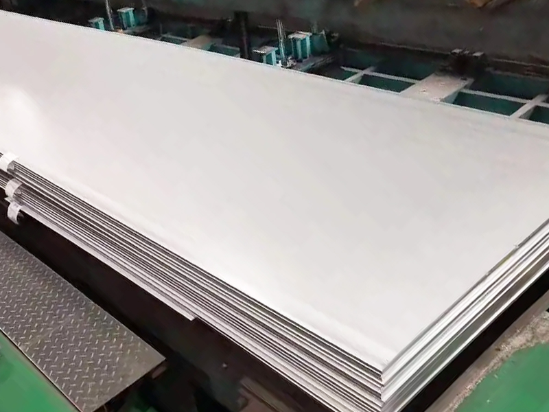 Possible errors in surface machining of stainless steel plate