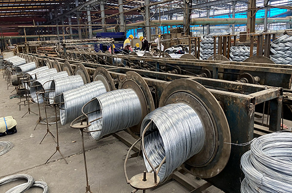 11镀锌丝生产线