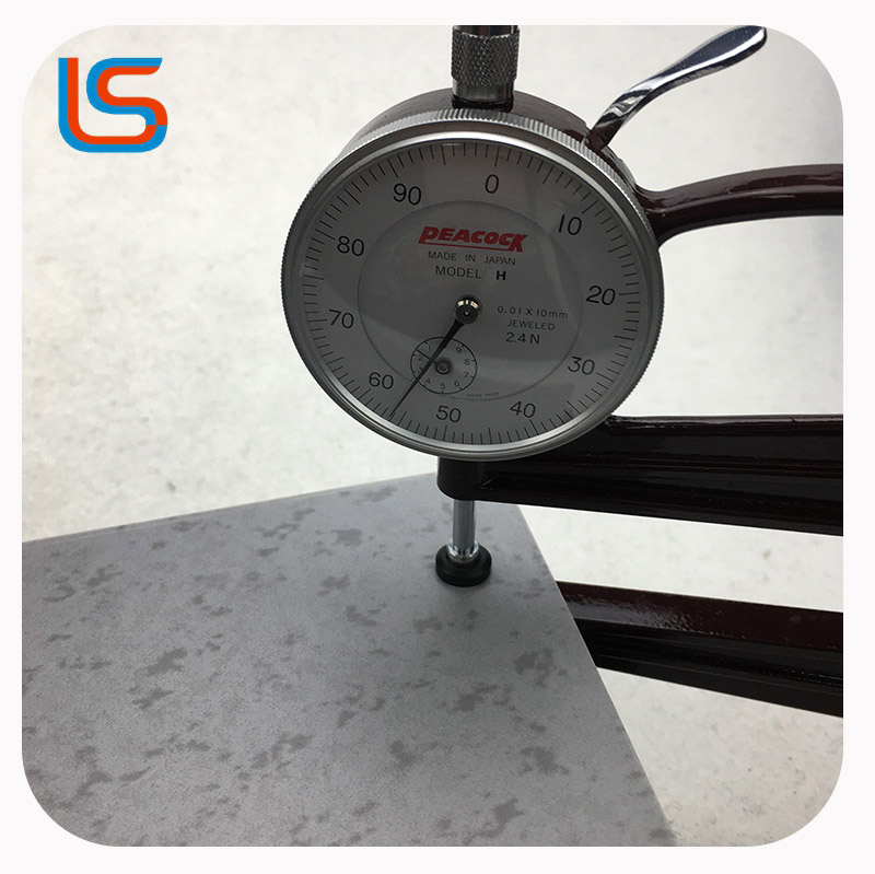 LS00068 PVC Roll Floor Leather - Marble Pattern, Sturdy & Wear-Resistant Outdoor Flooring