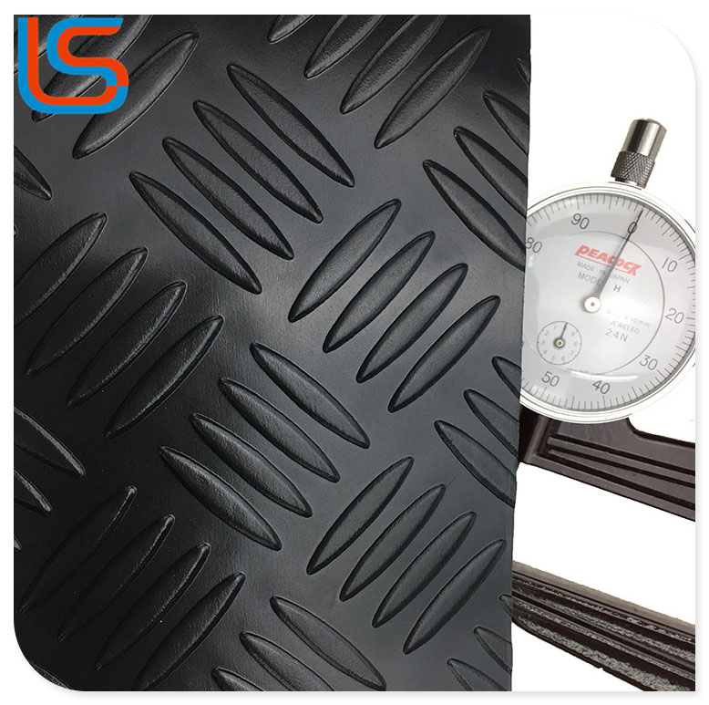 LS00069 PVC Roll Floor Leather - Steel Plate Pattern, Heavy-Duty & Abrasion-Resistant for Outdoor Workshop Industrial Flooring