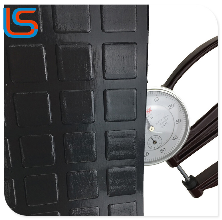 LS00070 Outdoor Workshop Industrial Flooring - PVC Roll Leather with Steel Plate Texture, Heavy-Duty & Scratchproof