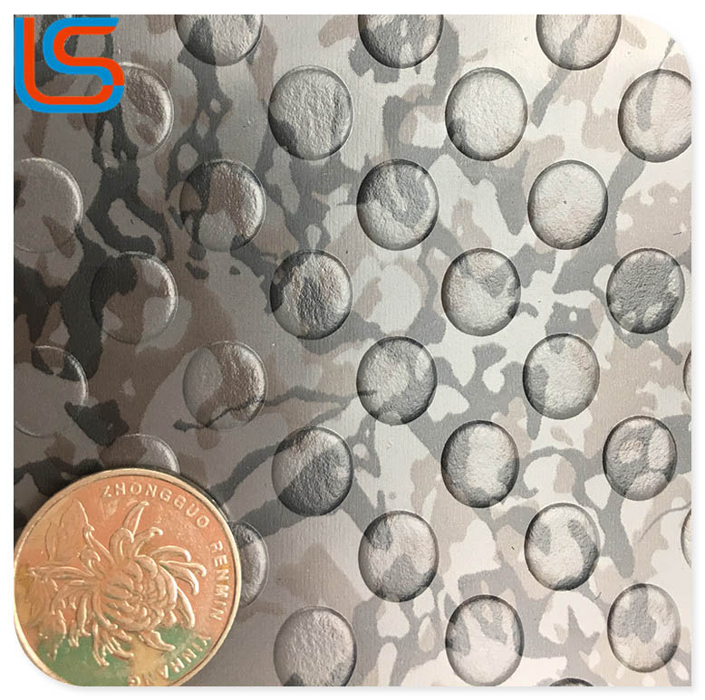 LS00072 Outdoor Workshop Floor Solution -PVC Roll Leather with Steel Plate Pattern, Abrasion-Resistant