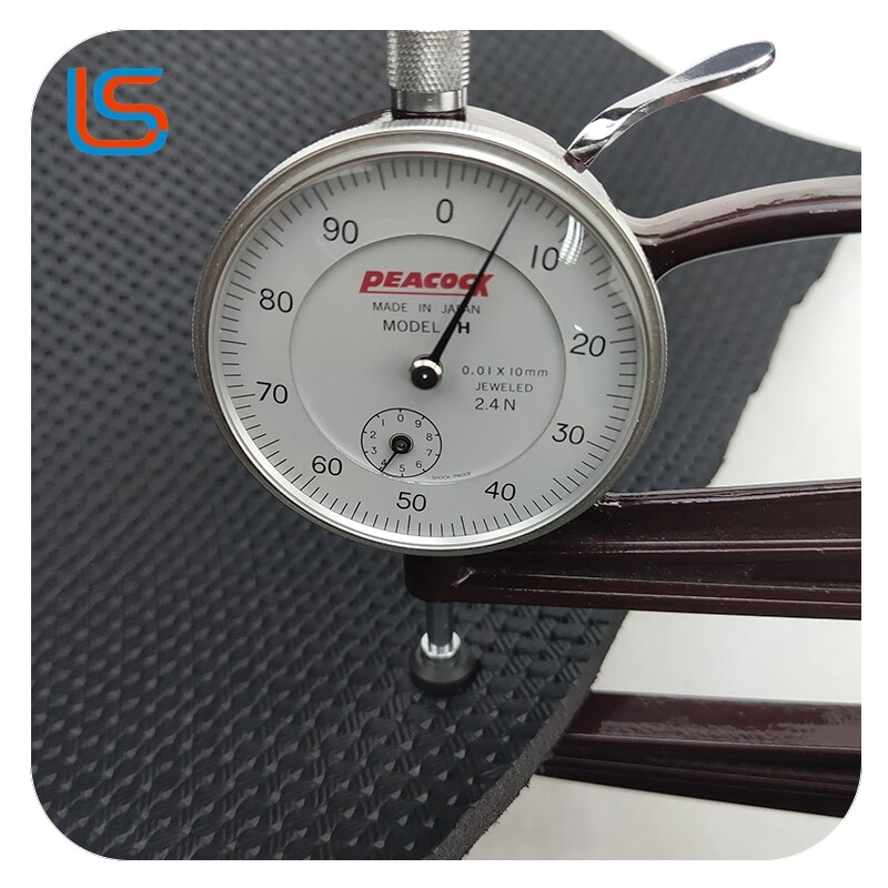 #Saddle Leather - Thick Saddle Leather, High Elasticity & Softness, Wrinkle-Free for Equestrian Excellence