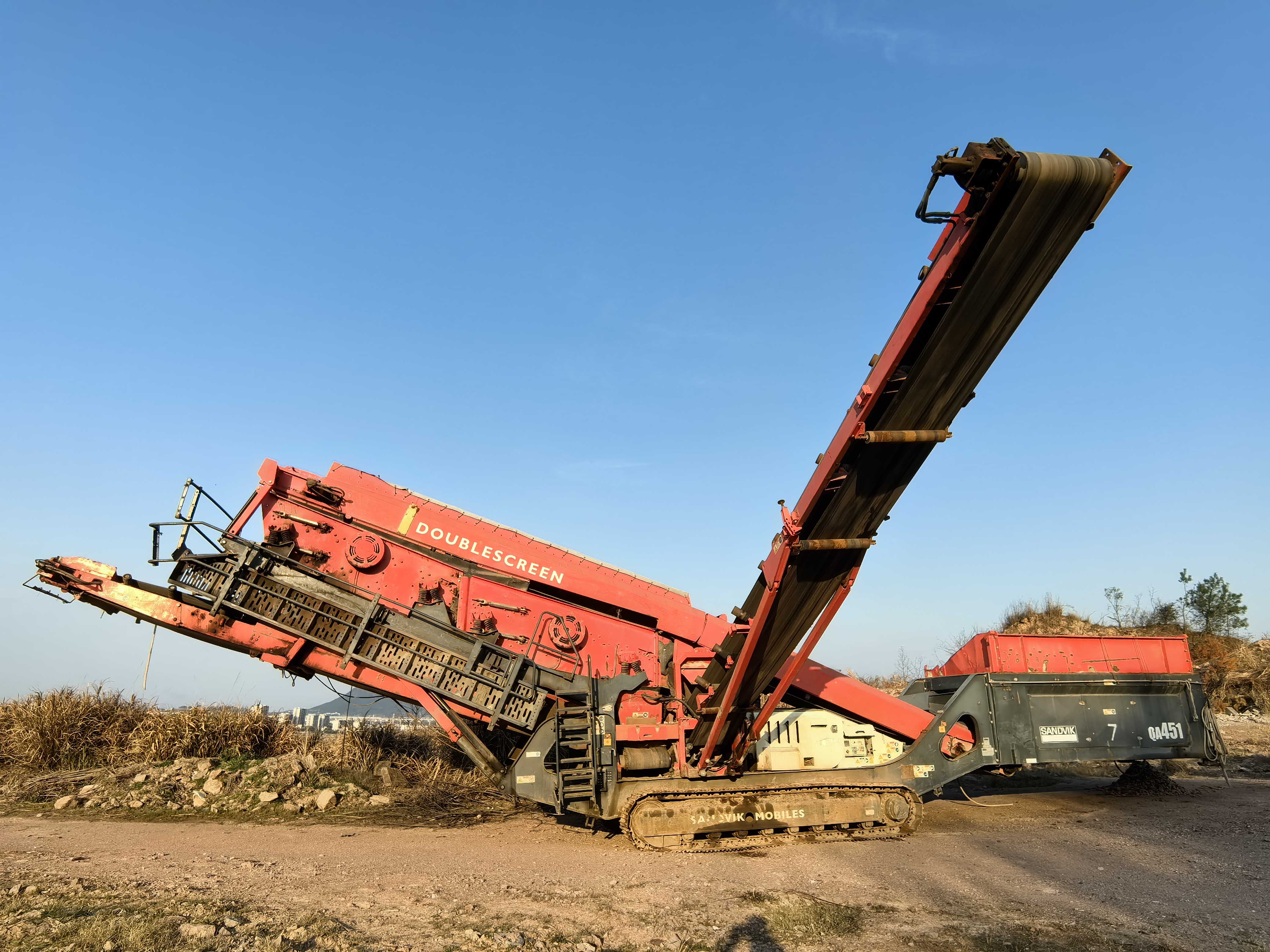 Savdvik QJ341 QH441 QA451 Crushing Plant