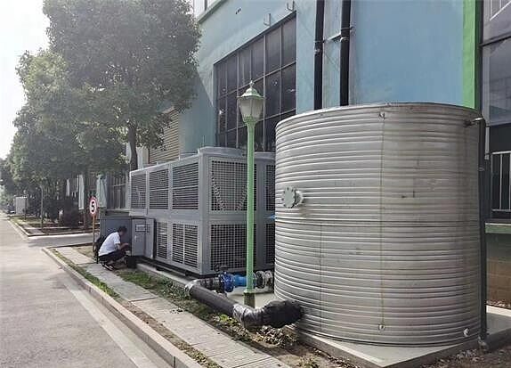150 TR Air Cooled Chiller For Injection Molding.jpg