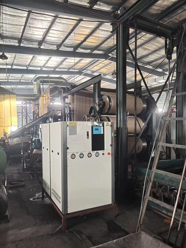 Water Cooled Scroll Chiller For Rubber Machinery.jpg