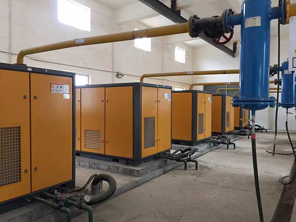 Screw Air Compressor (12).jpg
