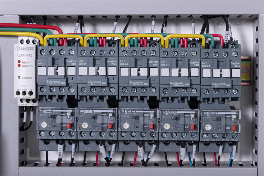 Industrial Chillers (3).jpg