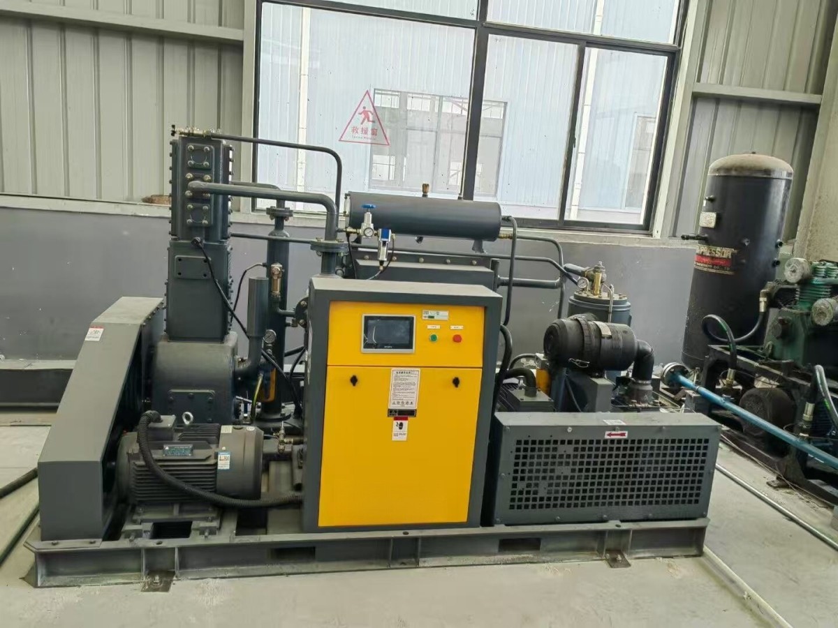 Air Compressors (6).jpg