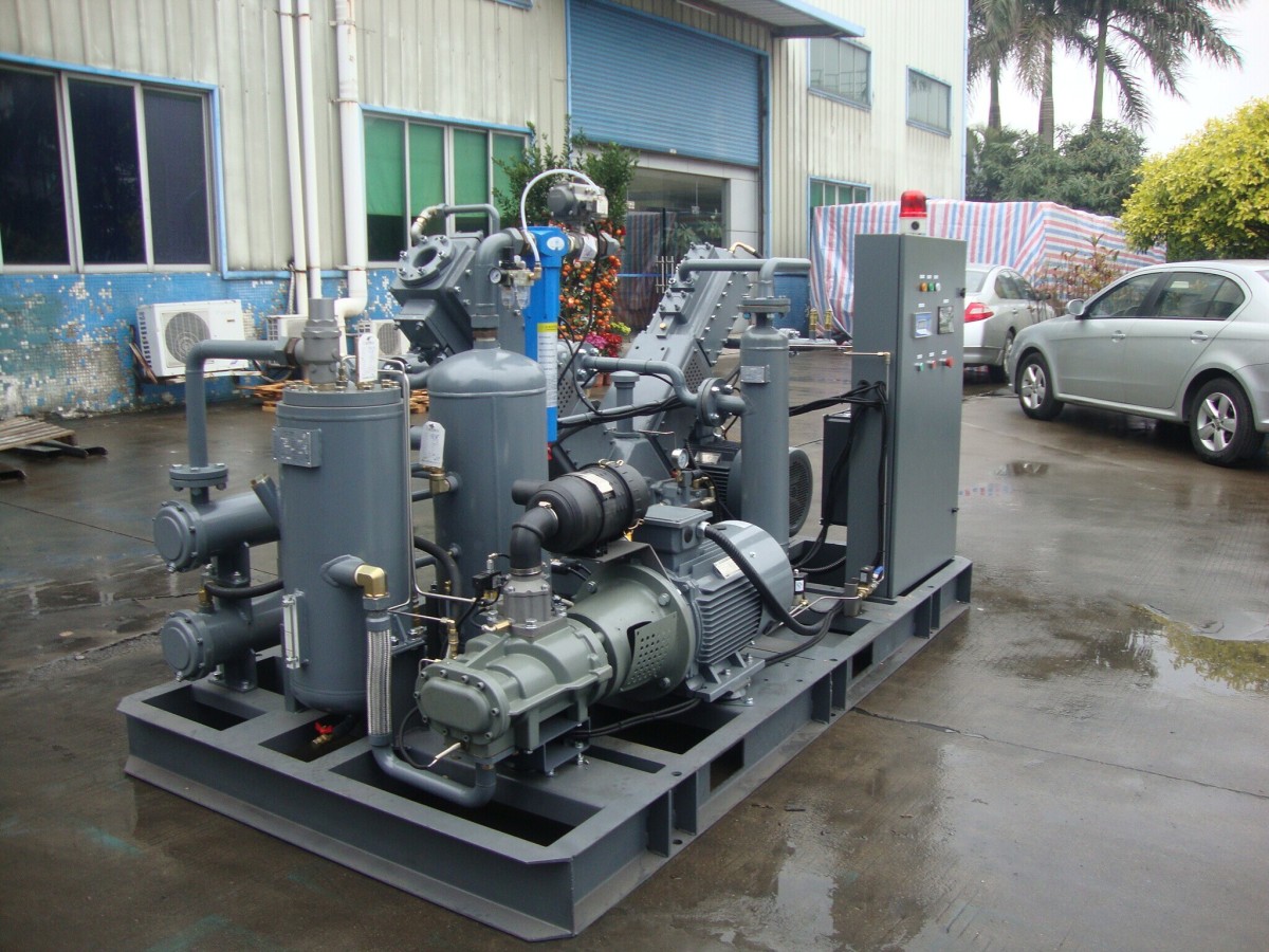 PET Blowing air compressor oilfree.jpg