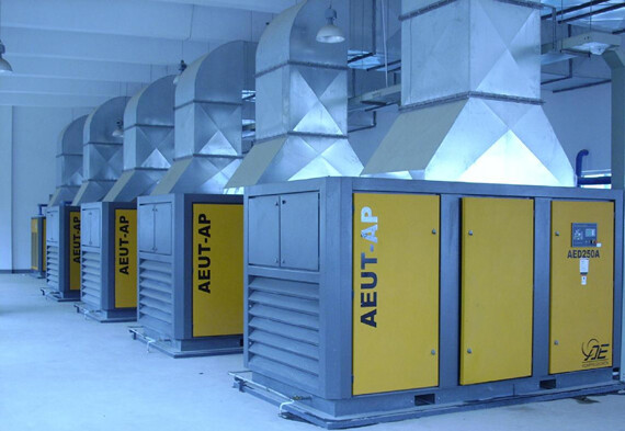 Screw Air Compressor (6).jpg Screw Air Compressor (6).jpg