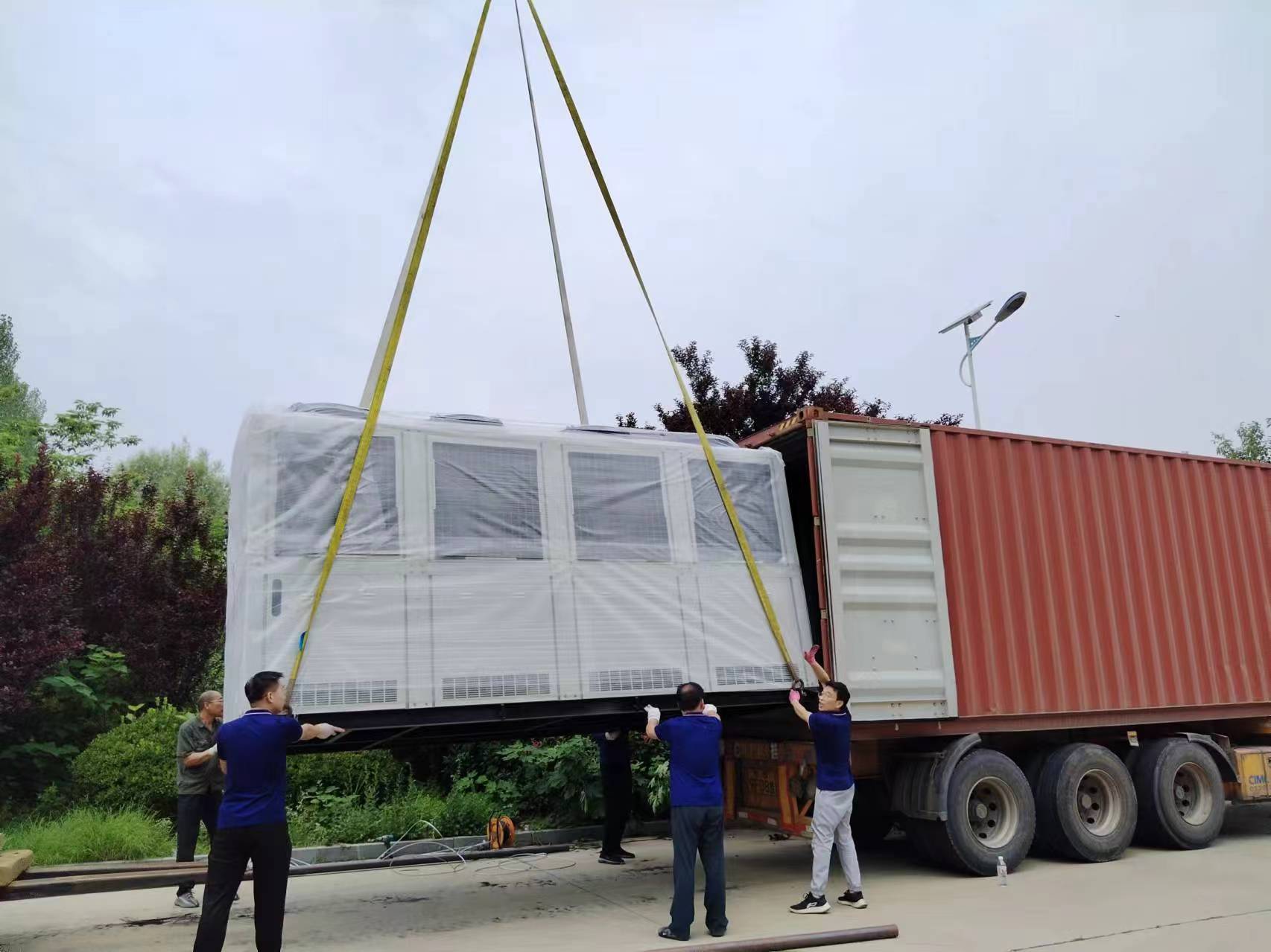 Darko Delivers Batch Order of Air-Cooled Screw Chillers to Peruvian Food Industry Client