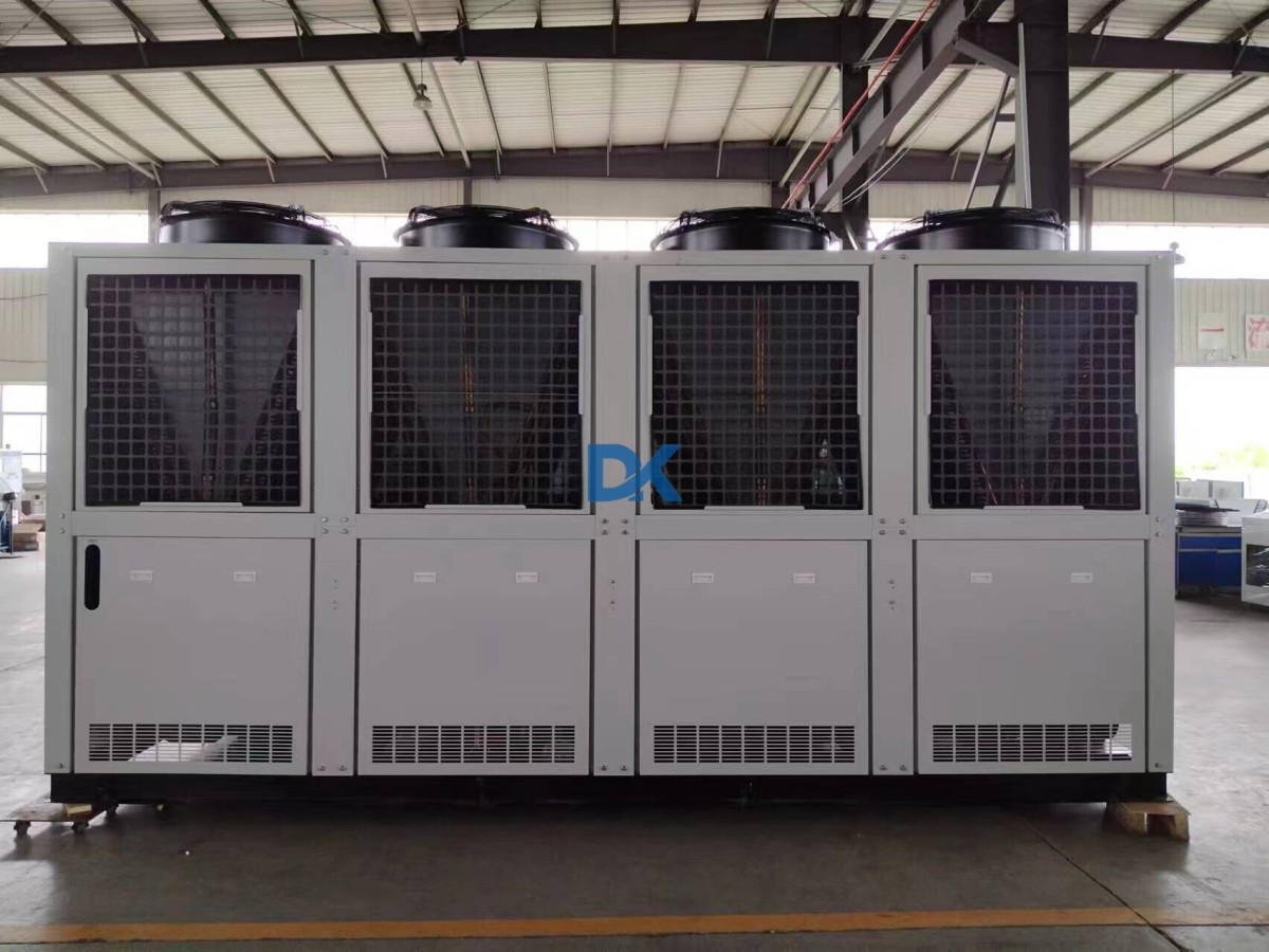 AIR COOLED CHILLER (4).jpg AIR COOLED CHILLER (4).jpg