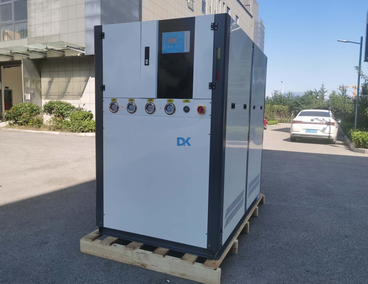 Industrial chiller for anodizing process.jpg Industrial chiller for anodizing process.jpg