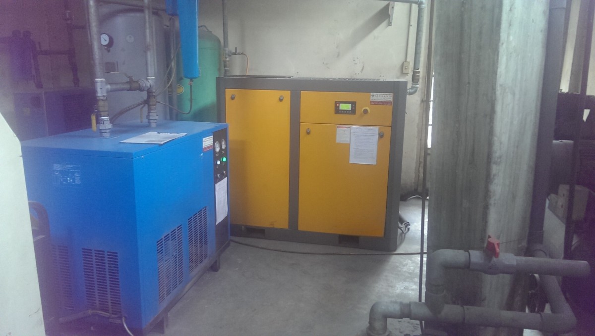 GMP-compliant screw compressor.jpg