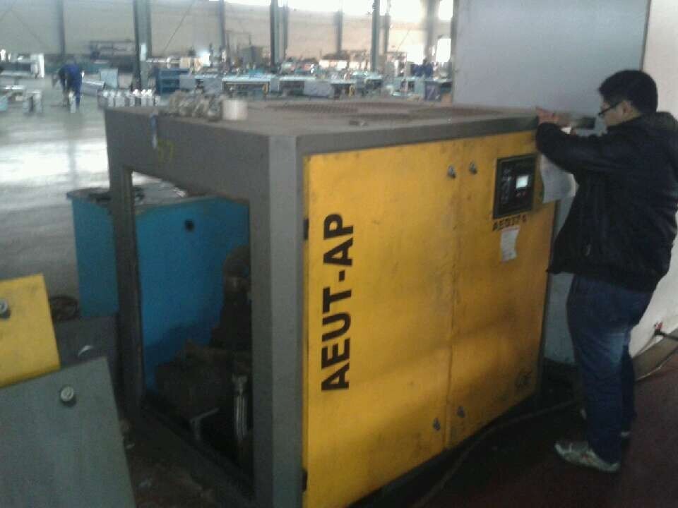 AED37A Best screw air compressor for industrial use.jpg