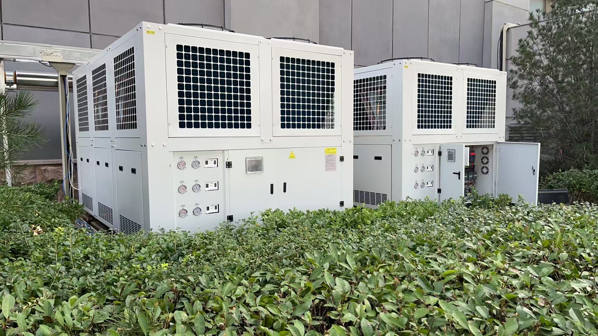 Keep Your Chillers Beat the Heat Season : How Should You Maintain Air-Cooled Chillers During the Hot Summer?
