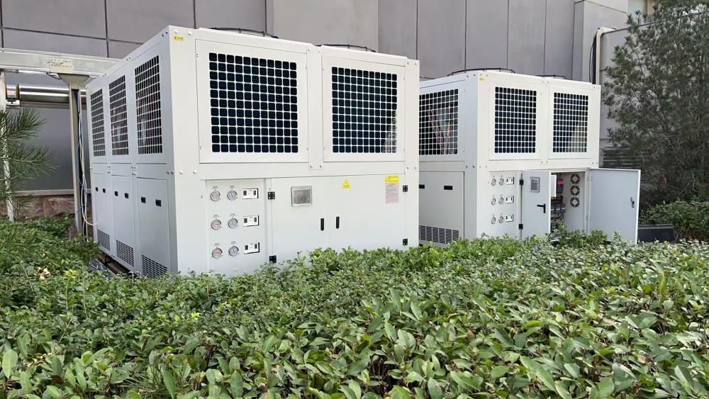 Keep Your Chillers Beat the Heat Season : How Should You Maintain Air-Cooled Chillers During the Hot Summer?