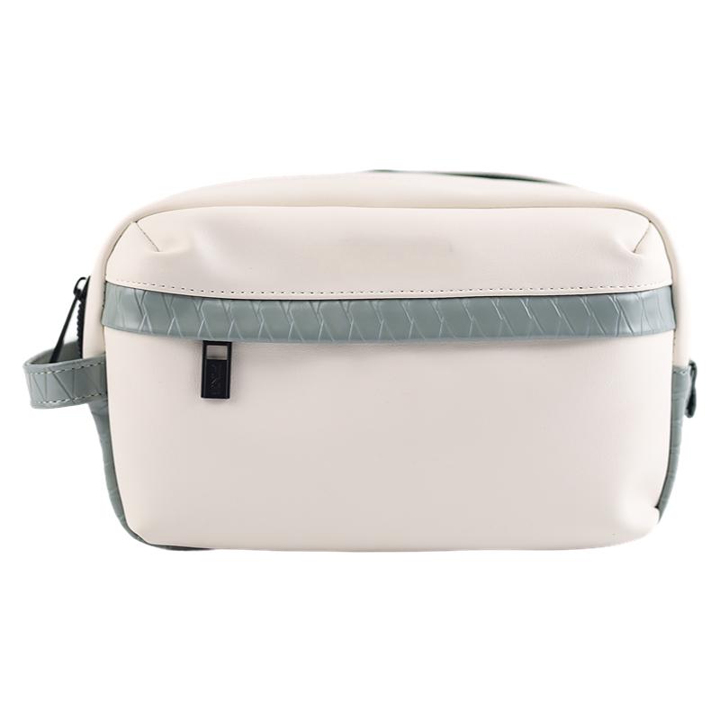 Cosmetic bag