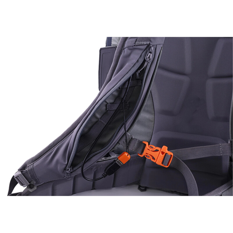 Mountaineering bag
