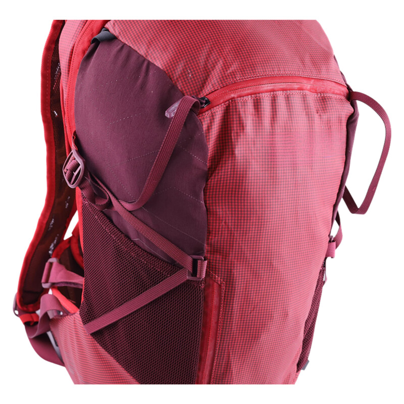 Mountaineering backpack