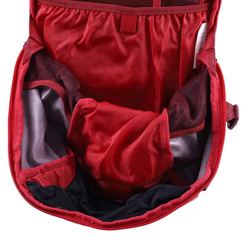 Mountaineering backpack