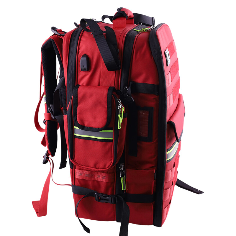 Multifunctional emergency rescue backpack