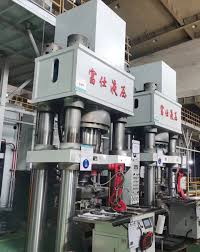 Hydraulic powder presses
